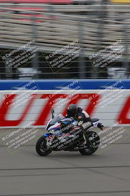 media/Oct-15-2022-Fastrack Riders (Sat) [[9a18b22502]]/Level4/Start Finish 900am/